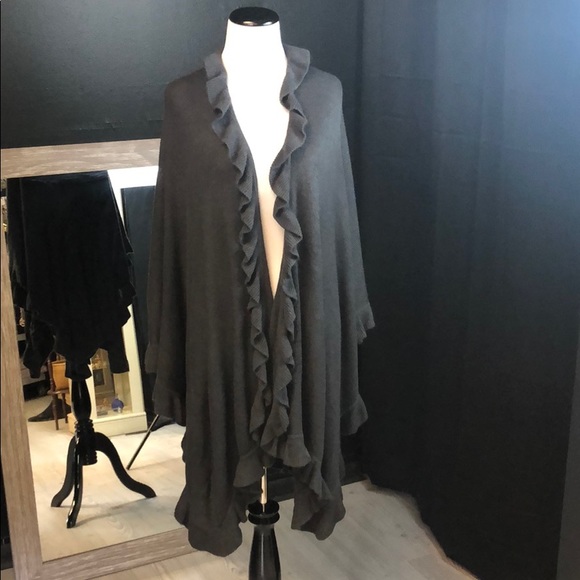 Sweaters - Gray ruffled acrylic warm wrap or cape shawl